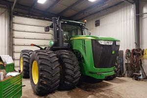 2013 John Deere 9460R Tractor